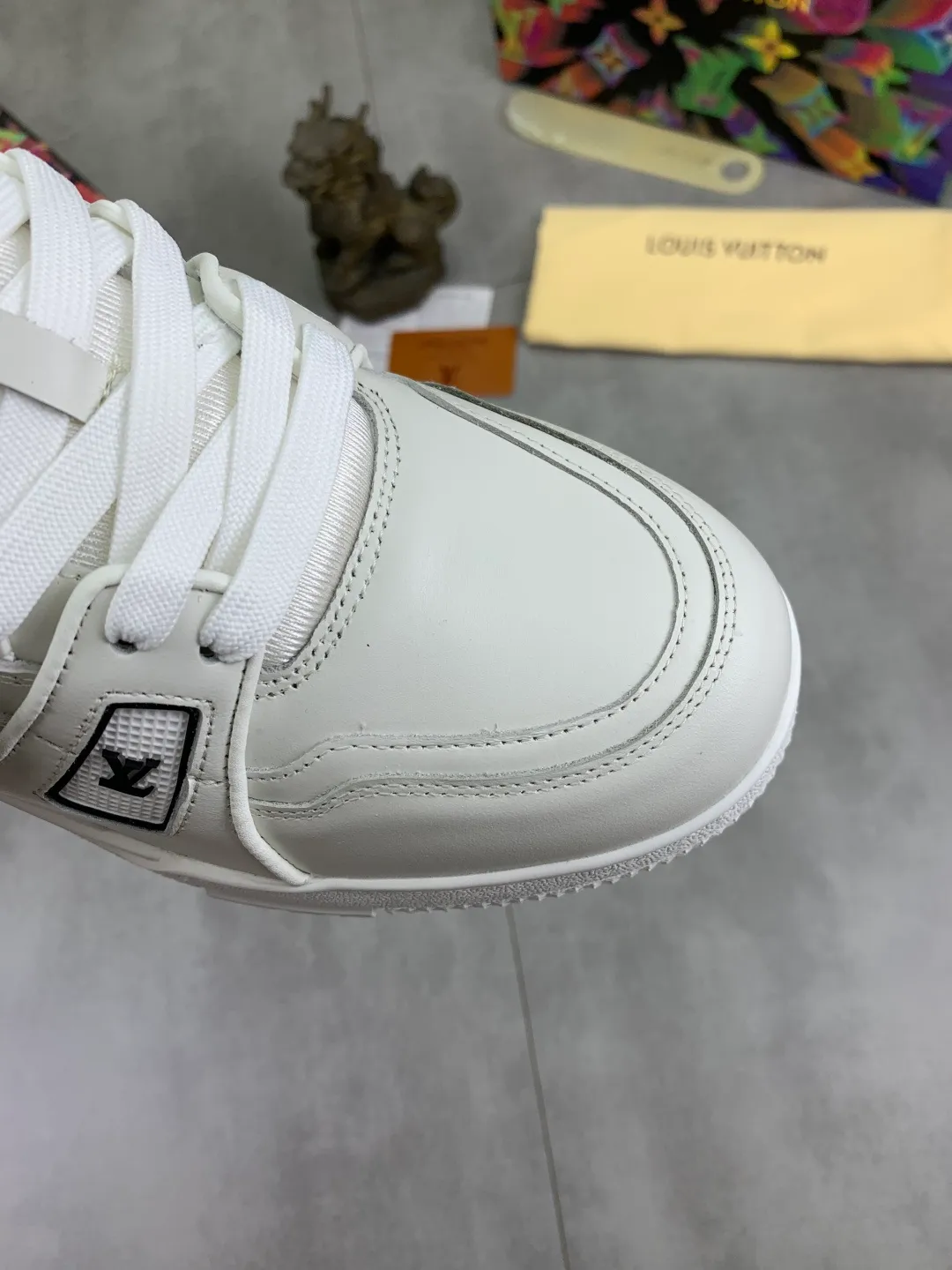 Men's men's shoes 💰P560 new style 💶【LOUIS VUITTON) (original order) new style 🍀LV Louis Vuitton *——LV classic trendy shoes! Made of imported original cowhide and water-dyed cowhide lining. The latest original wear-resistant rubber combination outsole! High quality products! Multiple colors available, code number: 38-46